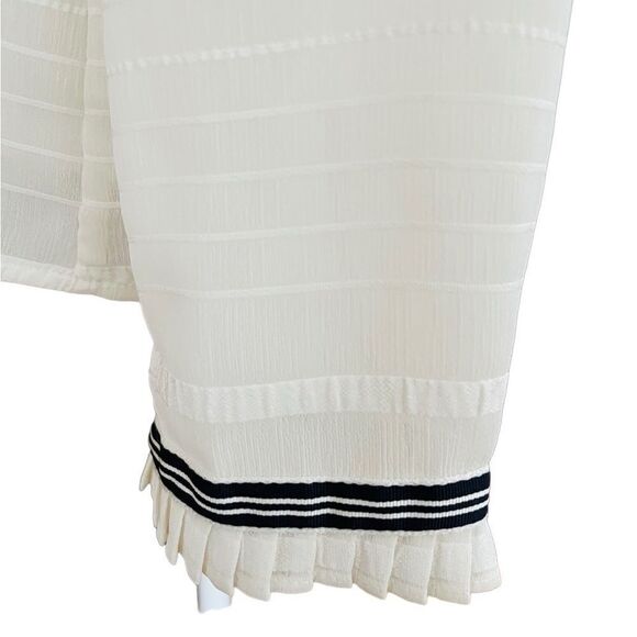 New with tags Talbots Cream Textured Tunic Blouse w/ black Pleated Trim size L - Picture 8 of 11